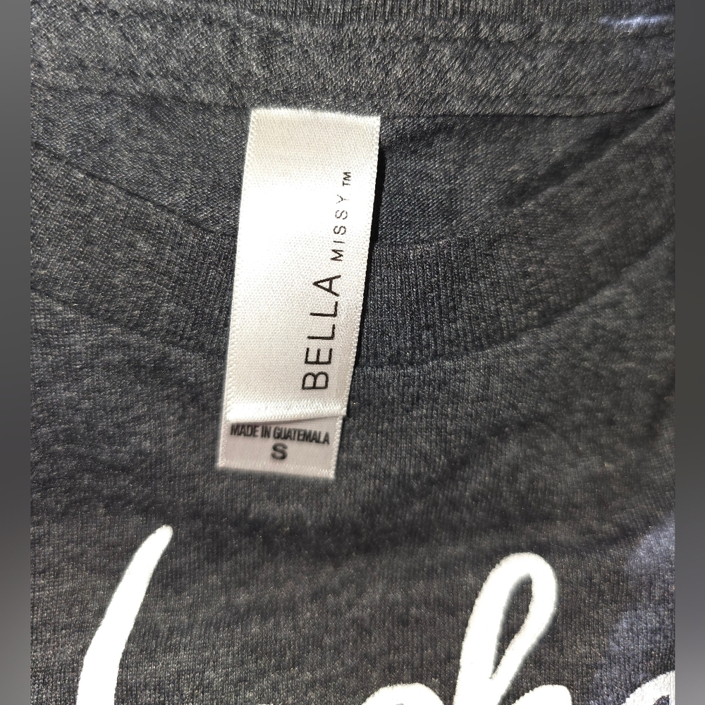 Bella Canvas "Hockey Mom" Gray Long Sleeve Top Size - Picture 4 of 5